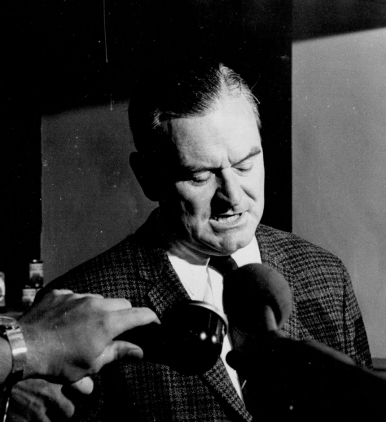 Mr Charles W Blunt MBE (d)